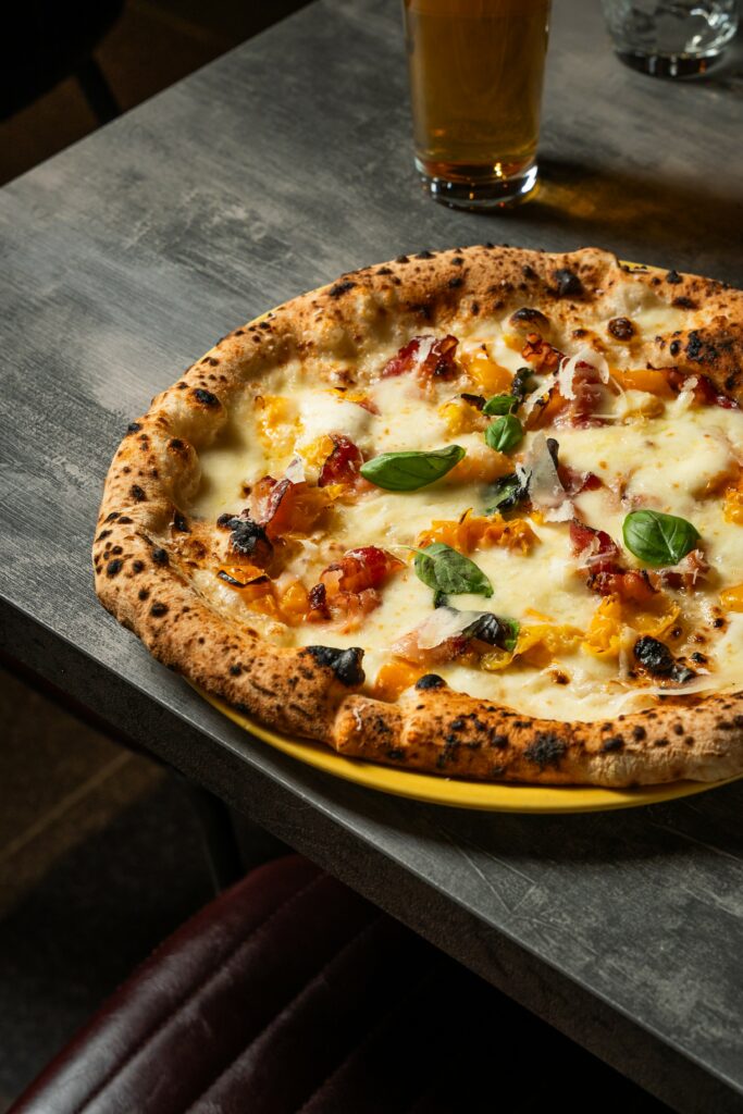 LA PIZZA NAPOLETANA
